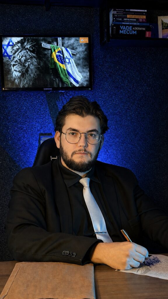 Dr. Arthur Pires Nascimento